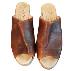Gaimo Wedge Brown Leather Slide Sandals